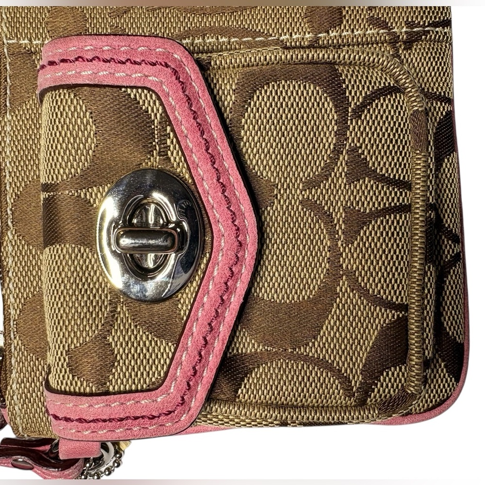 COACH 2005 Signature Double Pocket Wristlet Khaki Pink Trim – Vintage EUC - Picture 3 of 11